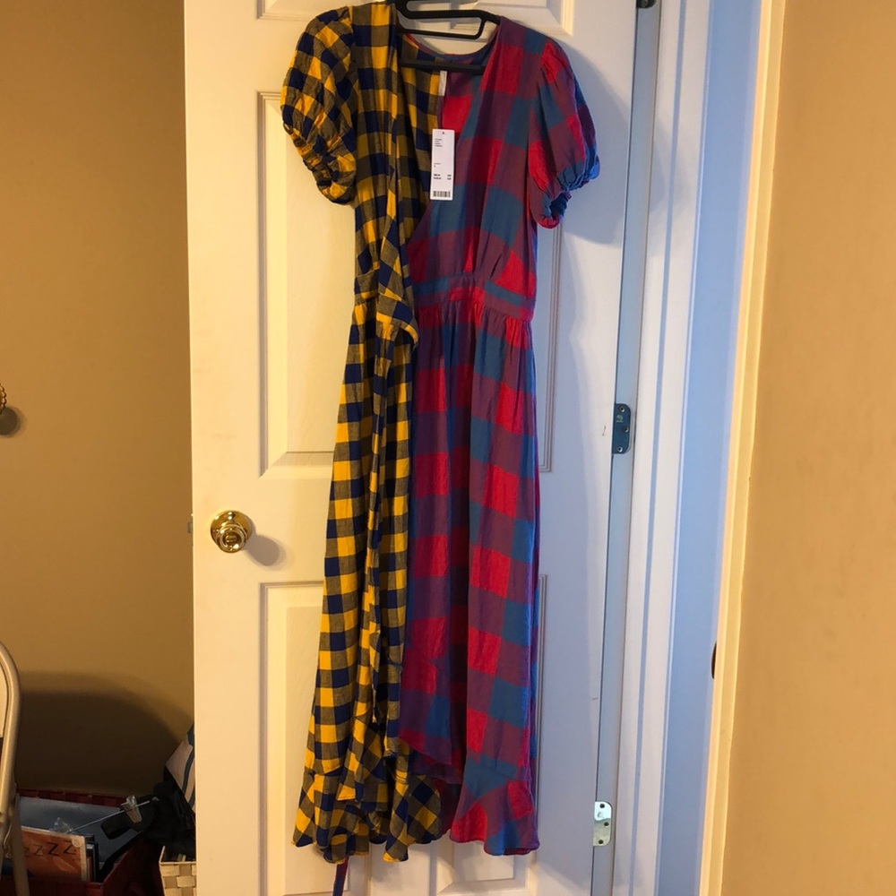 Urban Outfitters puff sleeves wrap dress. NWT